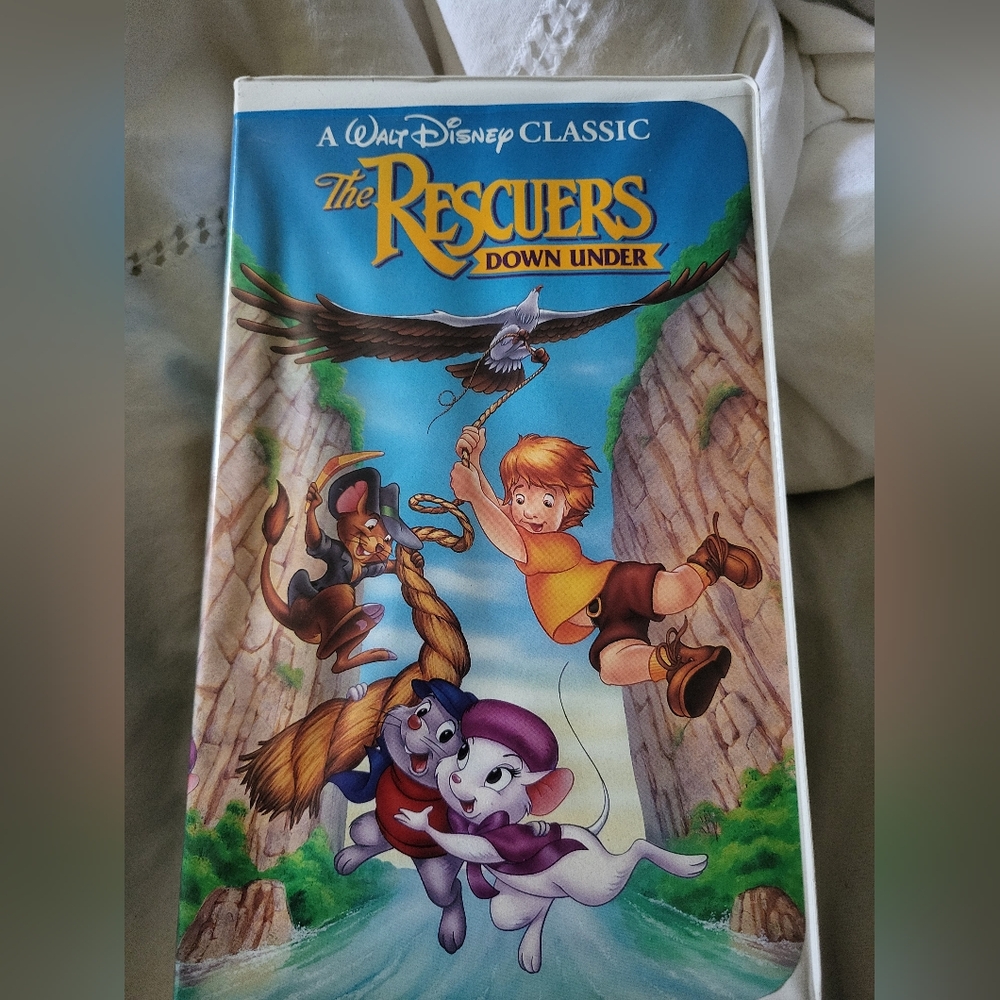 The Rescuers Down Under VHS